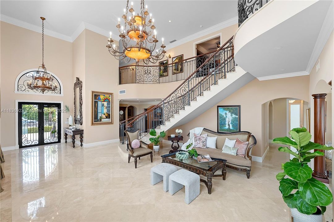 For Sale: $14,000,000 (6 beds, 5 baths, 5645 Square Feet)