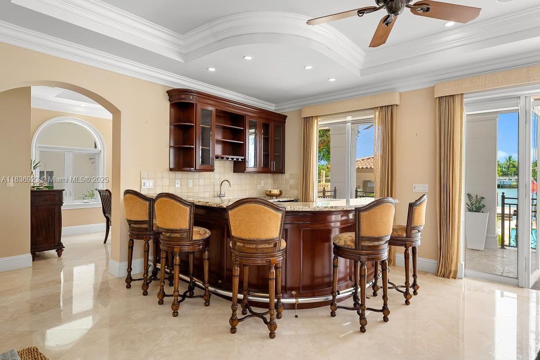 For Sale: $14,000,000 (6 beds, 5 baths, 5645 Square Feet)