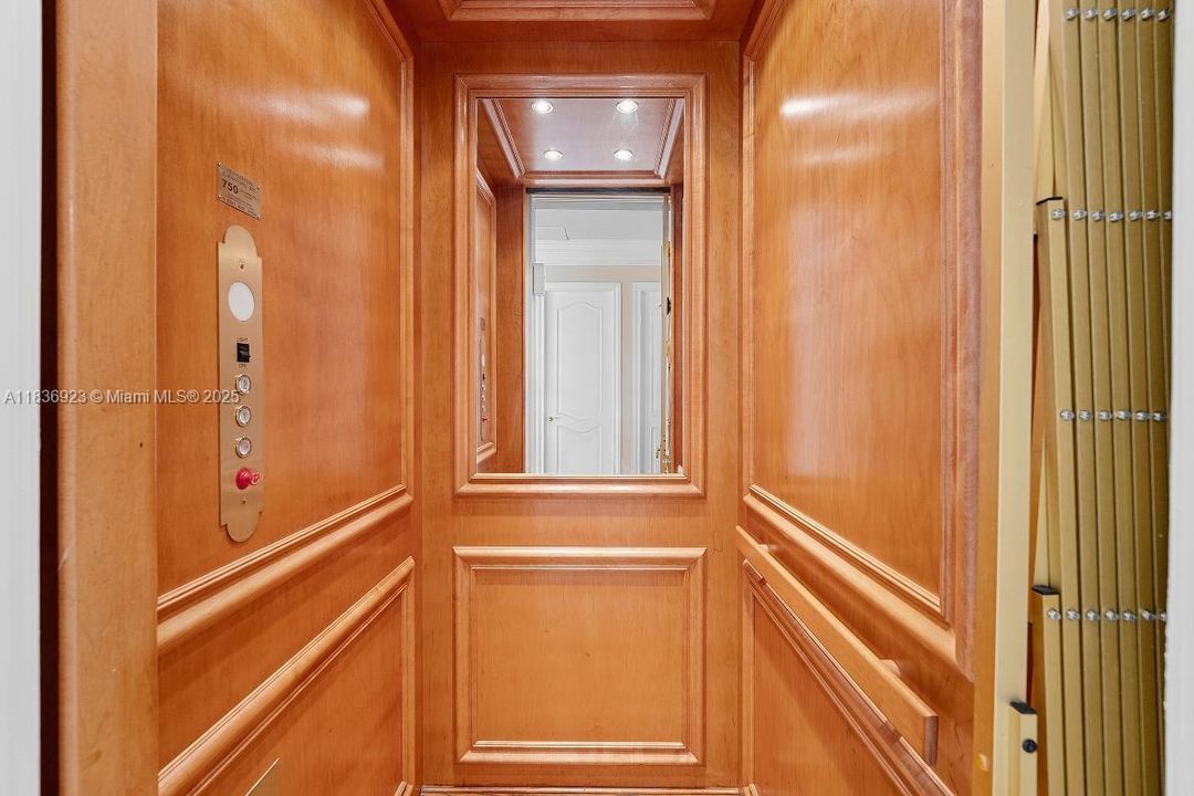 For Sale: $14,000,000 (6 beds, 5 baths, 5645 Square Feet)