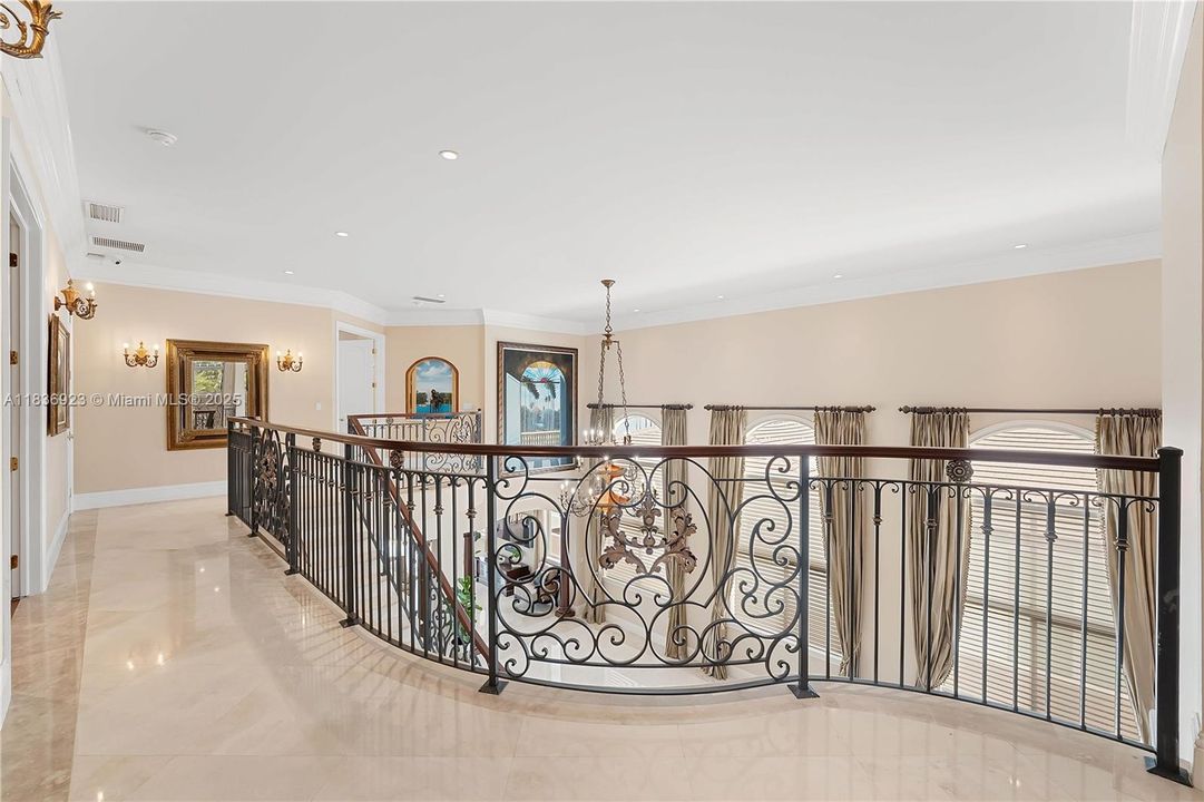 For Sale: $14,000,000 (6 beds, 5 baths, 5645 Square Feet)