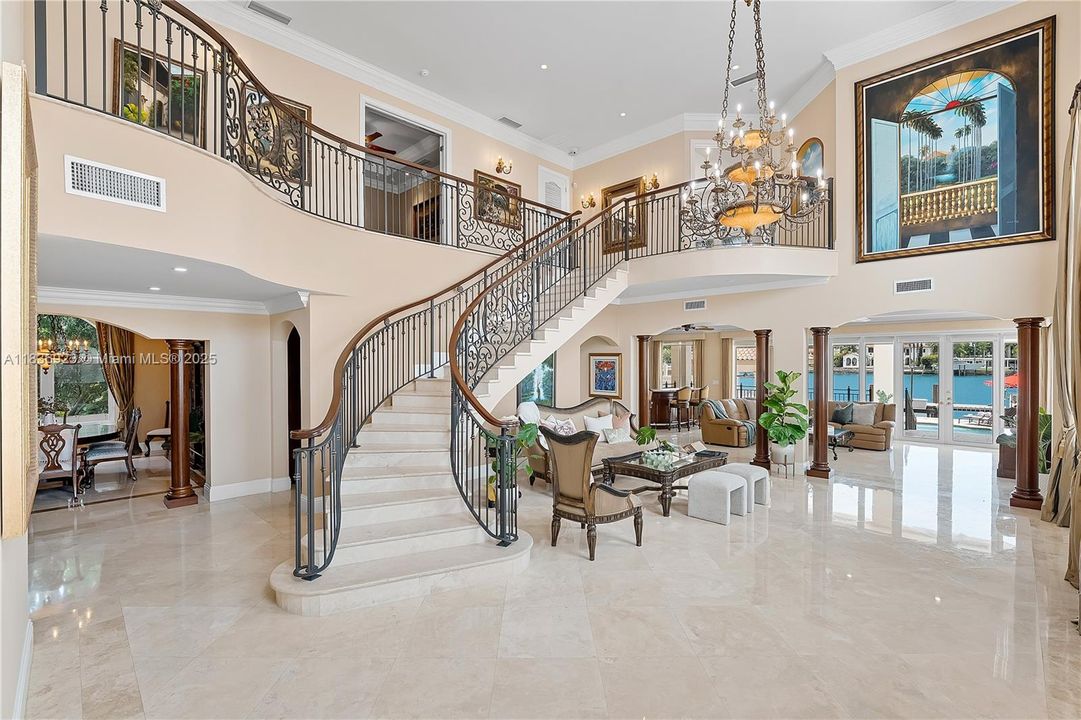 For Sale: $14,000,000 (6 beds, 5 baths, 5645 Square Feet)