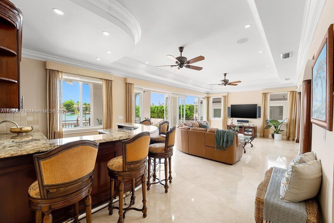 For Sale: $14,000,000 (6 beds, 5 baths, 5645 Square Feet)