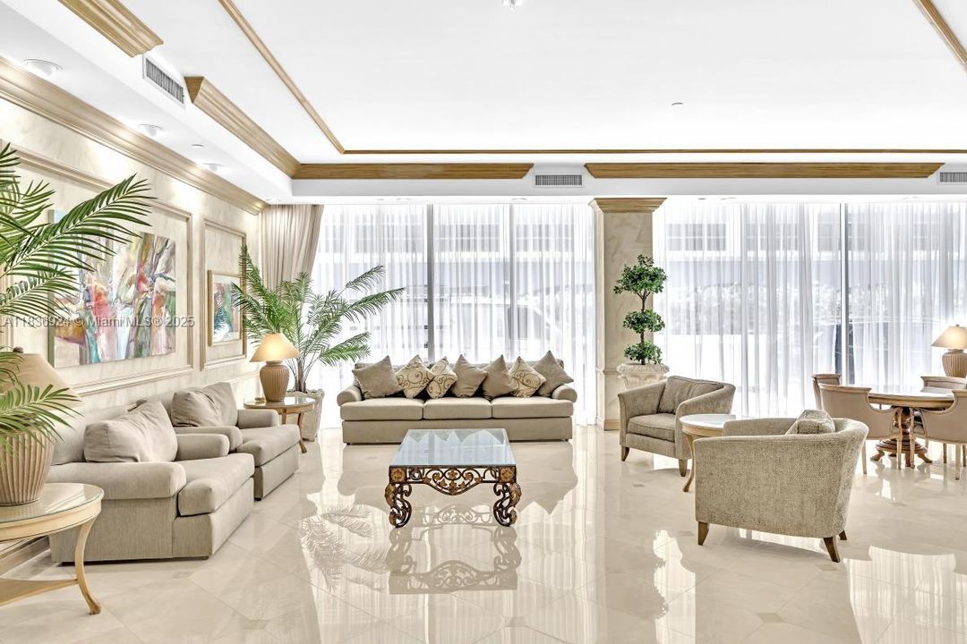 For Sale: $769,000 (2 beds, 2 baths, 1570 Square Feet)