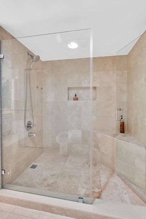 For Sale: $769,000 (2 beds, 2 baths, 1570 Square Feet)