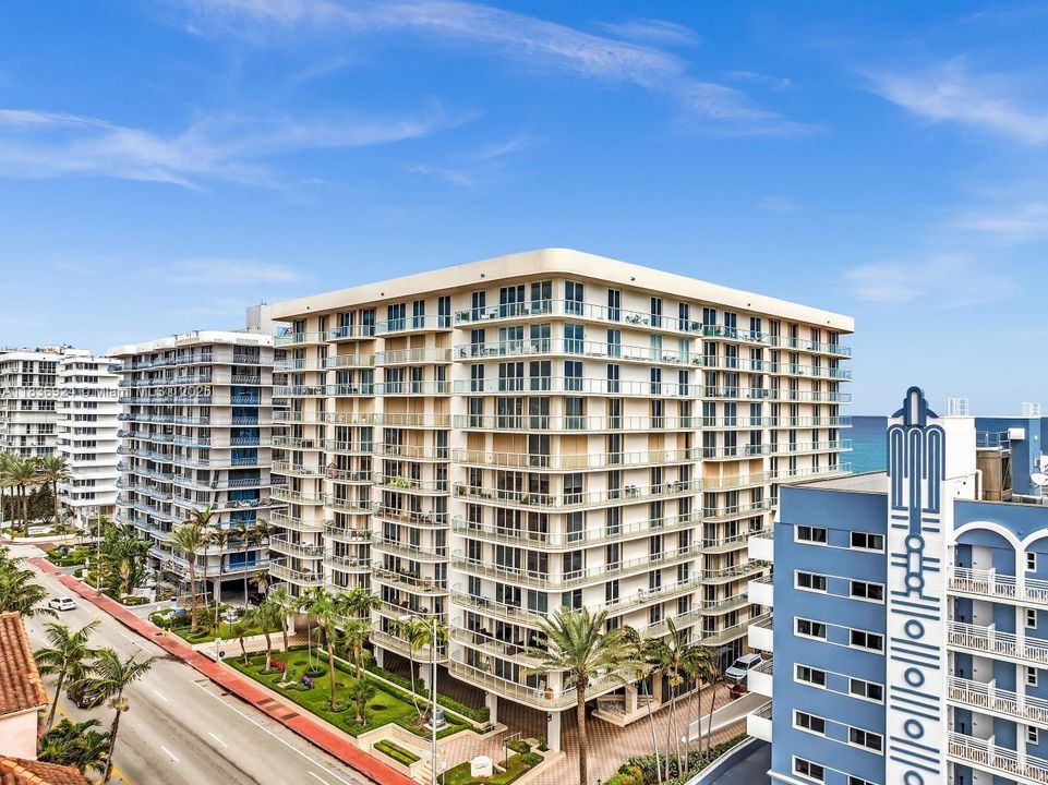 For Sale: $769,000 (2 beds, 2 baths, 1570 Square Feet)