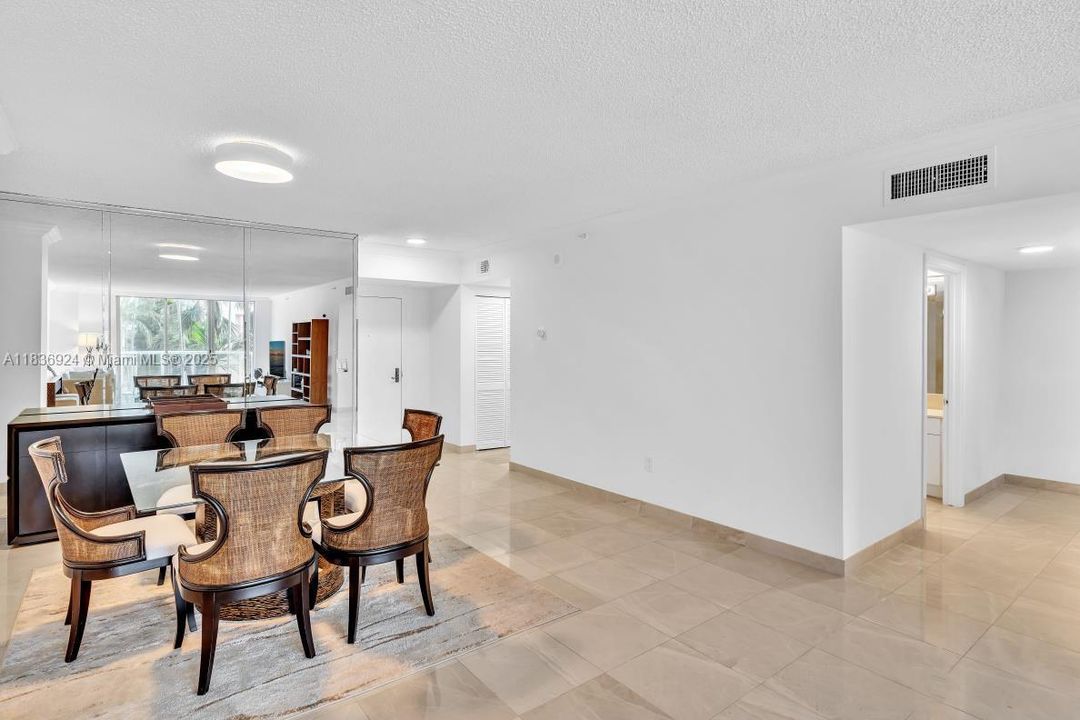 For Sale: $769,000 (2 beds, 2 baths, 1570 Square Feet)