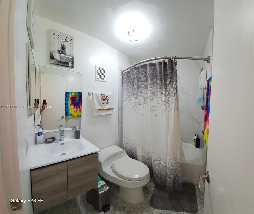 Recently Rented: $2,700 (2 beds, 2 baths, 1089 Square Feet)