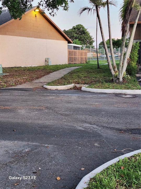 Recently Rented: $2,700 (2 beds, 2 baths, 1089 Square Feet)