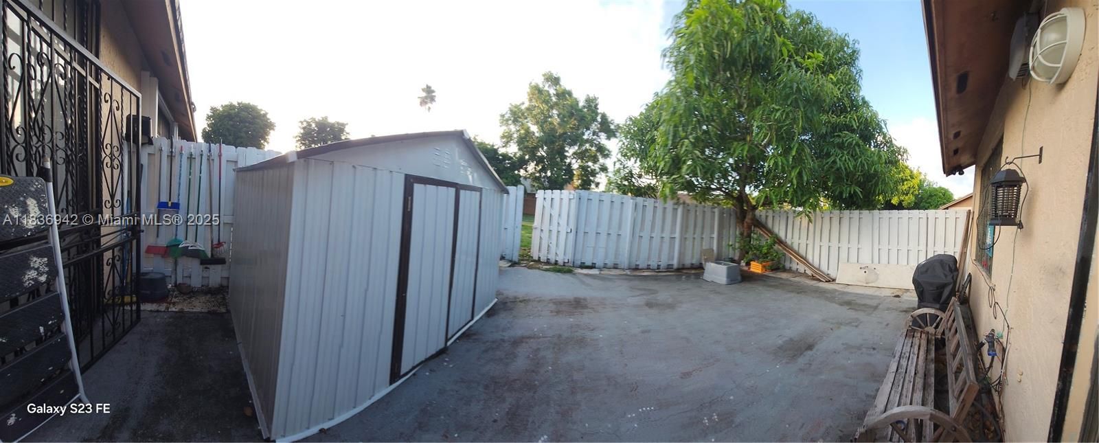 Recently Rented: $2,700 (2 beds, 2 baths, 1089 Square Feet)