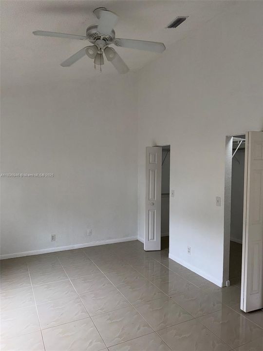 En Venta: $429,999 (4 camas, 2 baños, 1485 Pies cuadrados)