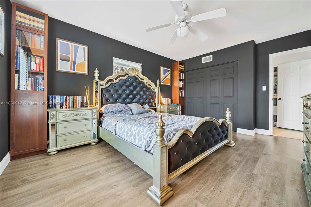 For Sale: $1,439,500 (6 beds, 6 baths, 0 Square Feet)