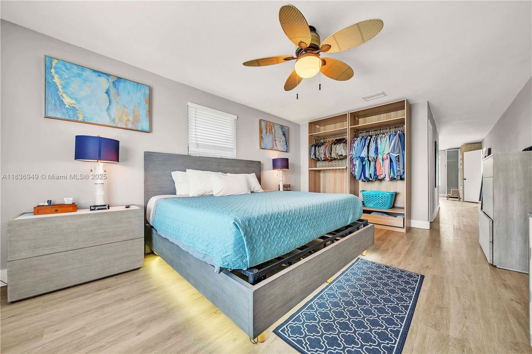 For Sale: $1,439,500 (6 beds, 6 baths, 0 Square Feet)