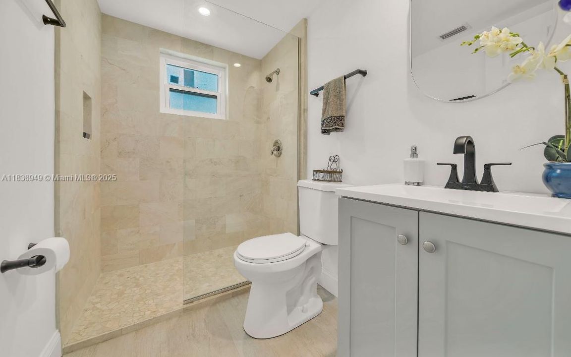For Sale: $1,439,500 (6 beds, 6 baths, 0 Square Feet)