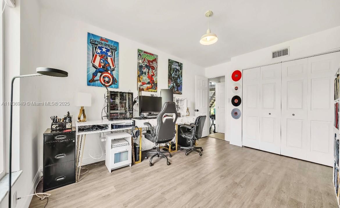 For Sale: $1,439,500 (6 beds, 6 baths, 0 Square Feet)