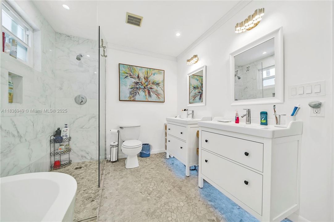 For Sale: $1,439,500 (6 beds, 6 baths, 0 Square Feet)