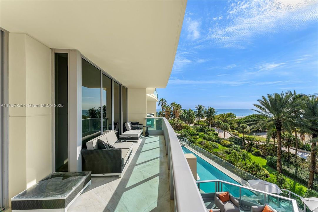 For Sale: $7,995,000 (3 beds, 4 baths, 3940 Square Feet)