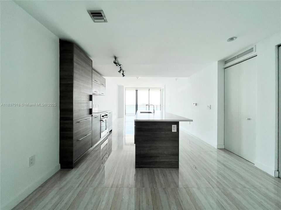 Recently Rented: $5,500 (2 beds, 1 baths, 0 Square Feet)