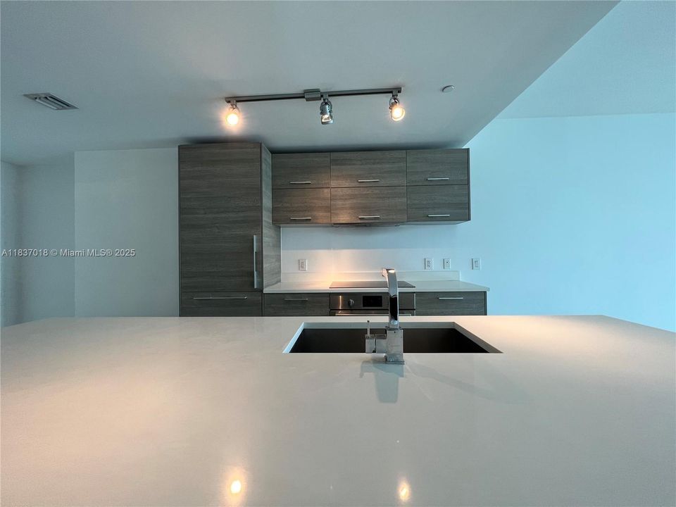 Recently Rented: $5,500 (2 beds, 1 baths, 0 Square Feet)