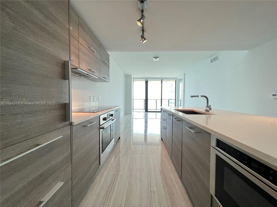 Recently Rented: $5,500 (2 beds, 1 baths, 0 Square Feet)