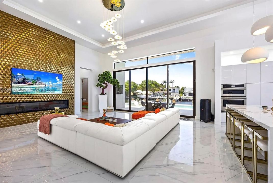 En Venta: $4,700,000 (4 camas, 5 baños, 3258 Pies cuadrados)