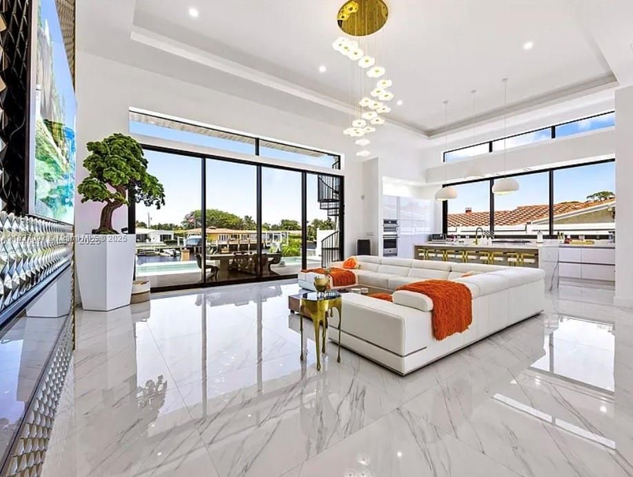 En Venta: $4,700,000 (4 camas, 5 baños, 3258 Pies cuadrados)