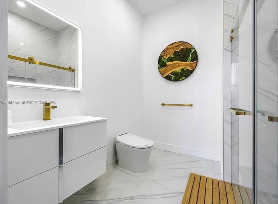 En Venta: $4,700,000 (4 camas, 5 baños, 3258 Pies cuadrados)