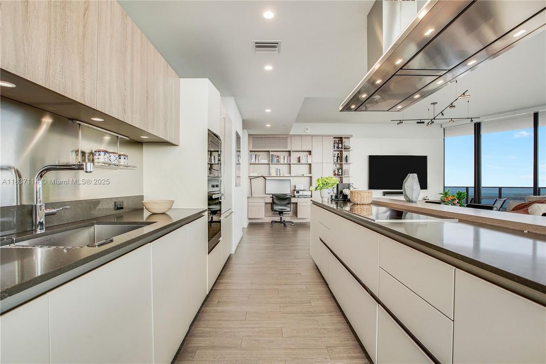 En Venta: $3,700,000 (3 camas, 3 baños, 2342 Pies cuadrados)