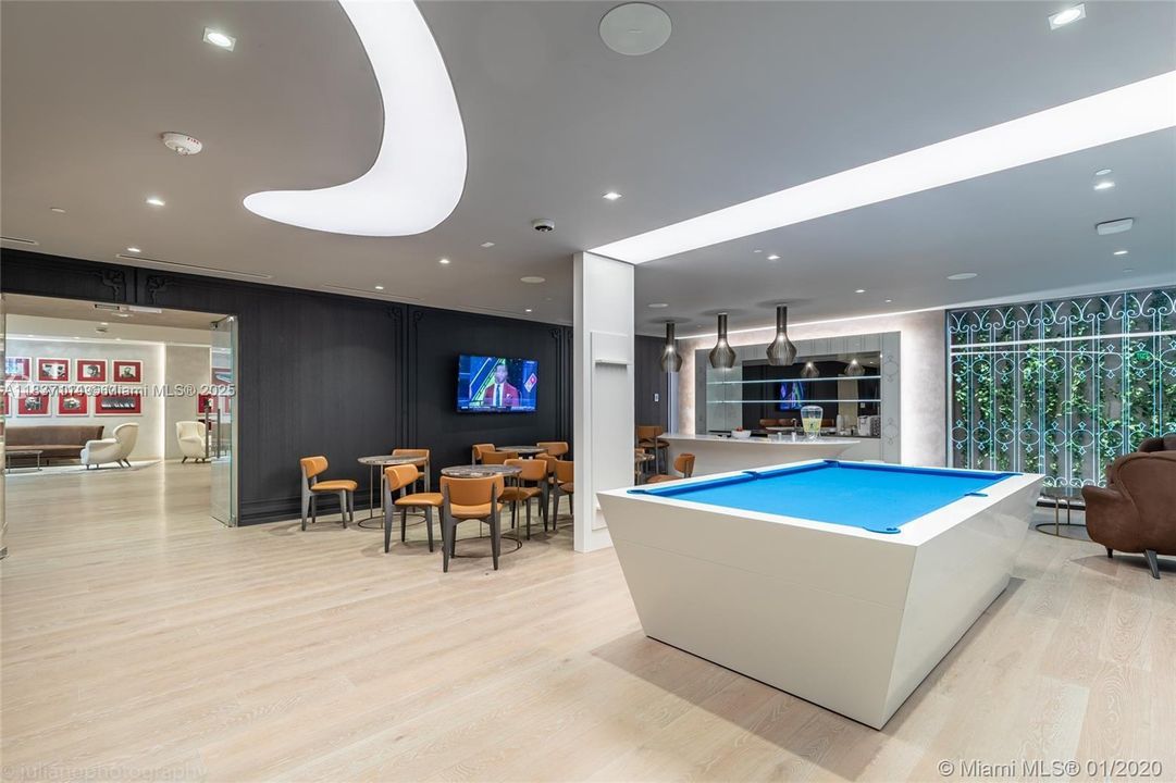 En Venta: $3,700,000 (3 camas, 3 baños, 2342 Pies cuadrados)