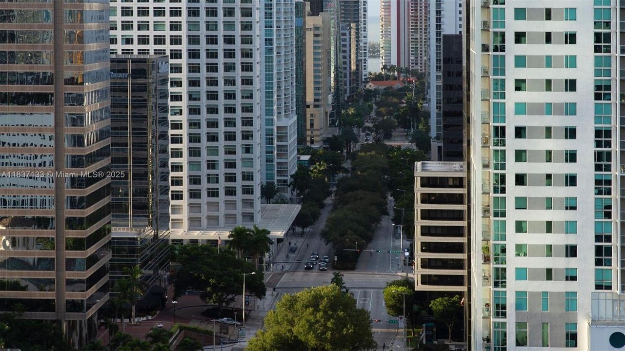 待售: $2,530,000 (2 贝兹, 2 浴室, 2062 平方英尺)