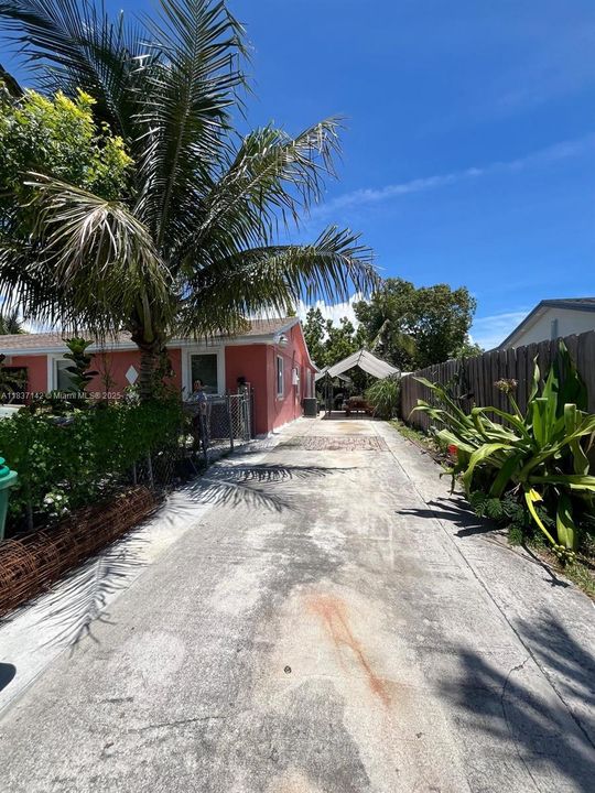 Active With Contract: $700,000 (0 beds, 0 baths, 2230 Square Feet)