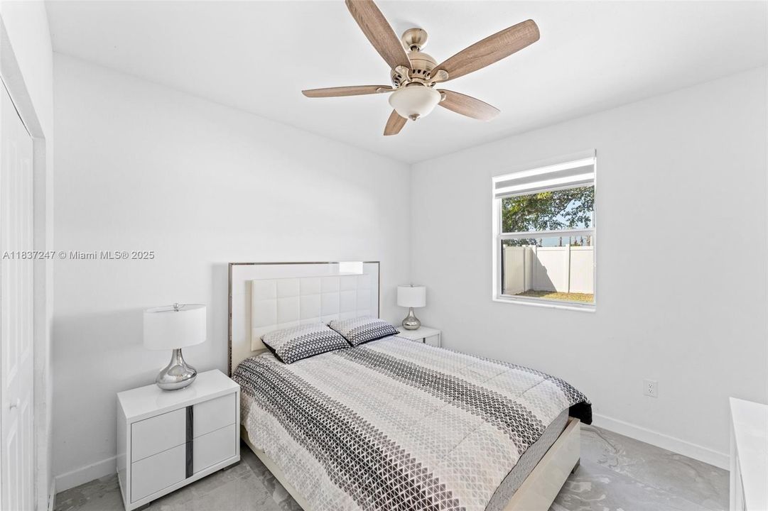 Recently Rented: $4,700 (5 beds, 3 baths, 2640 Square Feet)