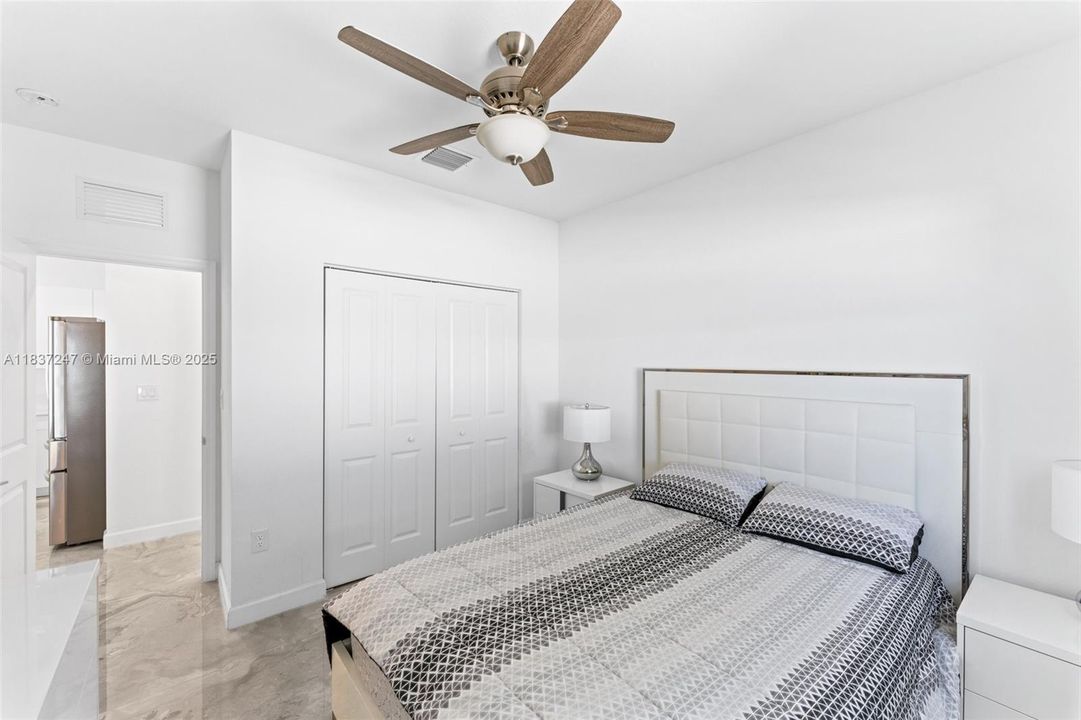 Recently Rented: $4,700 (5 beds, 3 baths, 2640 Square Feet)