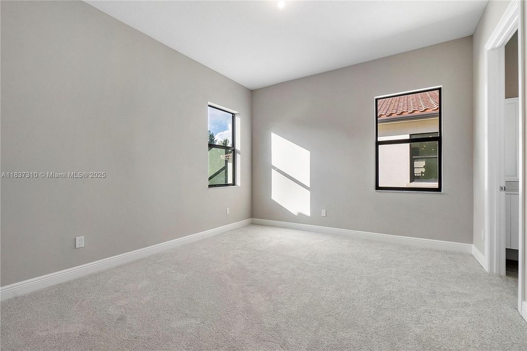 En Venta: $1,990,000 (5 camas, 5 baños, 5030 Pies cuadrados)