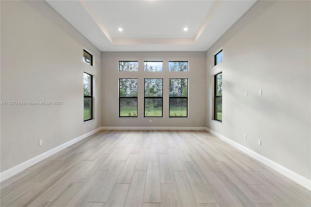 En Venta: $1,990,000 (5 camas, 5 baños, 5030 Pies cuadrados)