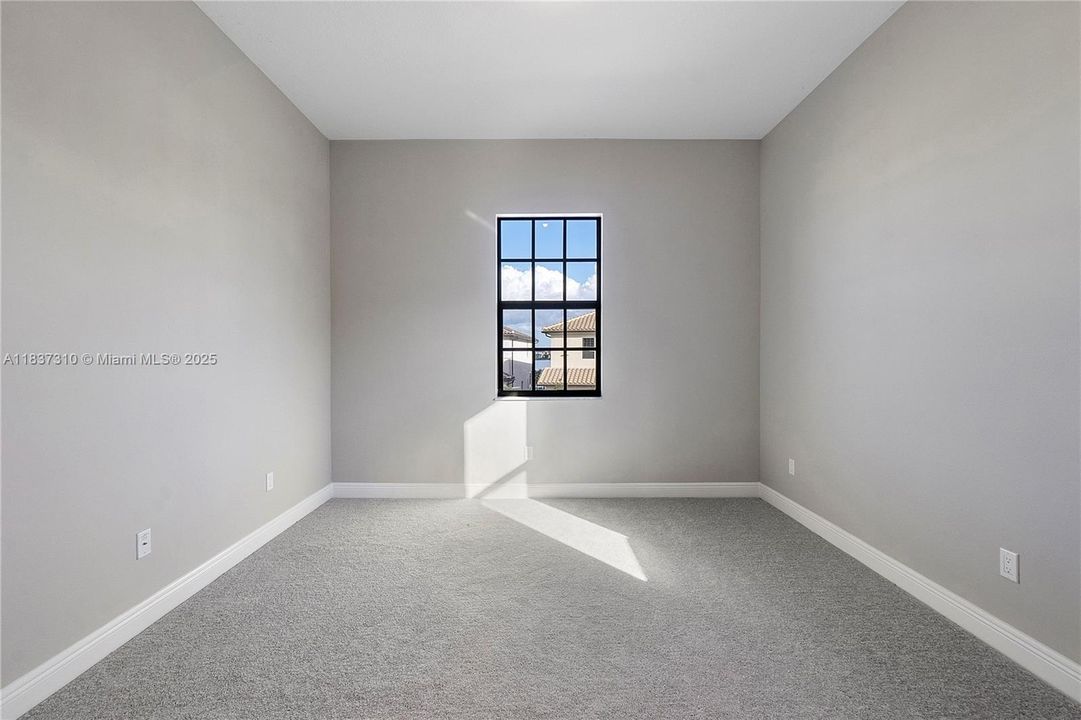 En Venta: $1,990,000 (5 camas, 5 baños, 5030 Pies cuadrados)