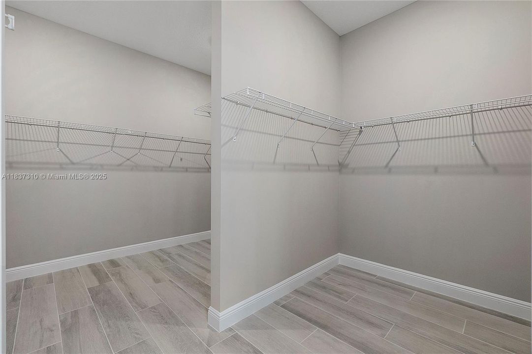 En Venta: $1,990,000 (5 camas, 5 baños, 5030 Pies cuadrados)