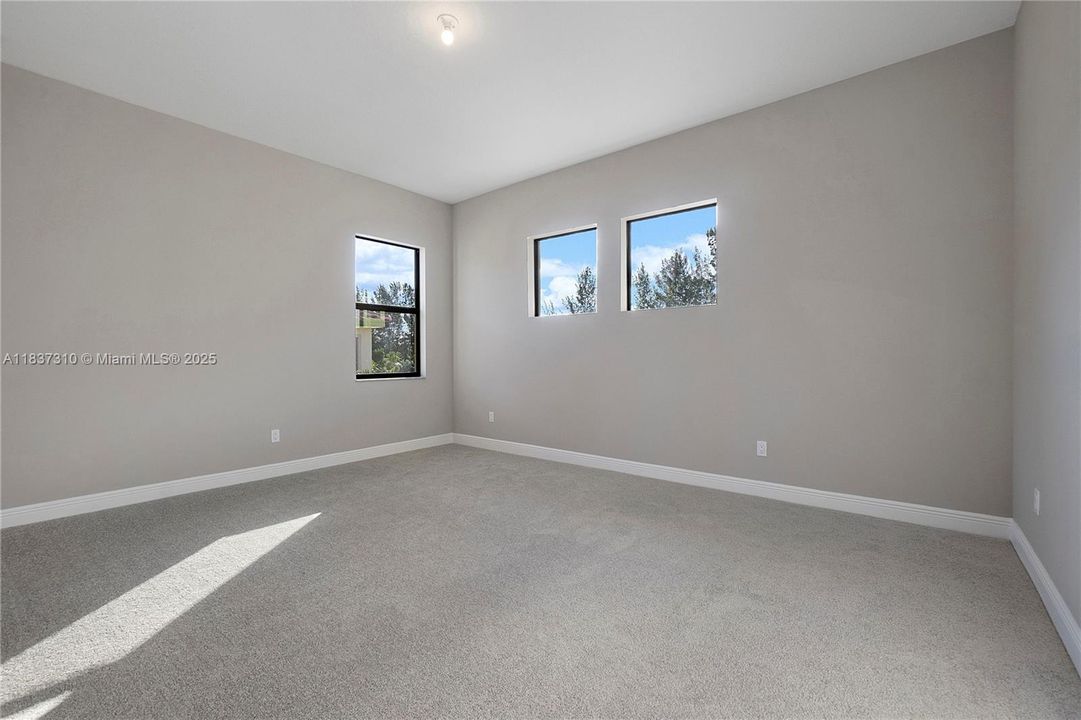 En Venta: $1,990,000 (5 camas, 5 baños, 5030 Pies cuadrados)