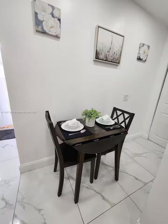 На продажу: $3,299,000 (0 спален, 0 ванн, 0 Квадратных фут)