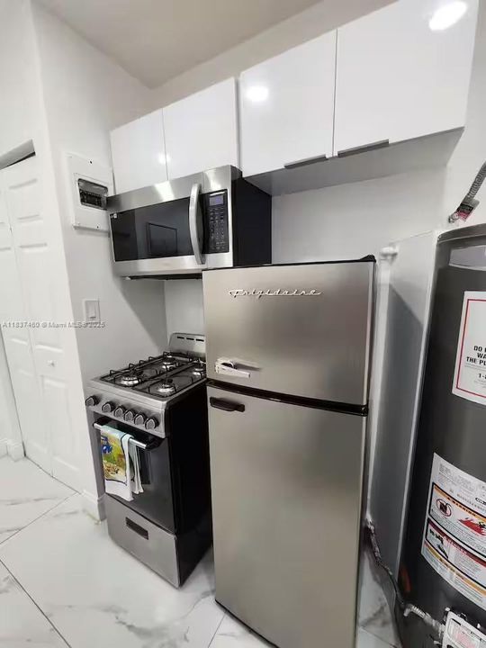 На продажу: $3,299,000 (0 спален, 0 ванн, 0 Квадратных фут)