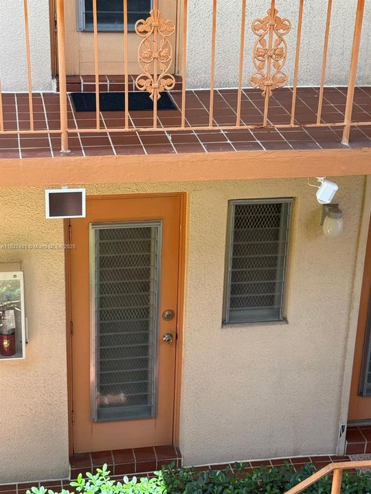 最近售出: $139,000 (0 贝兹, 1 浴室, 380 平方英尺)