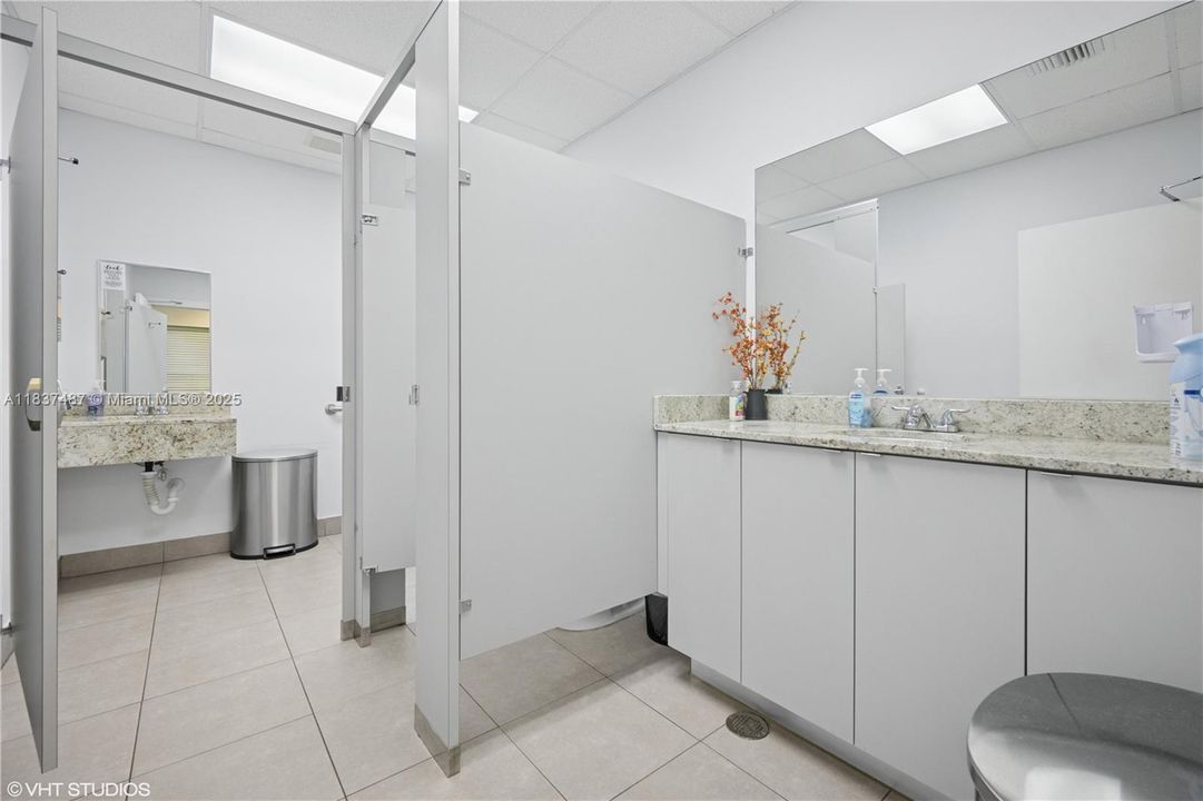 出租: $25 (0 贝兹, 0 浴室, 0 平方英尺)