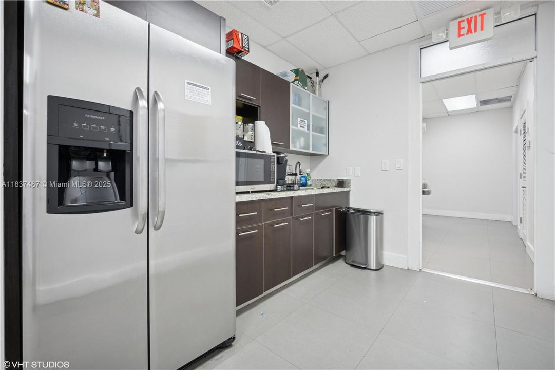 出租: $25 (0 贝兹, 0 浴室, 0 平方英尺)