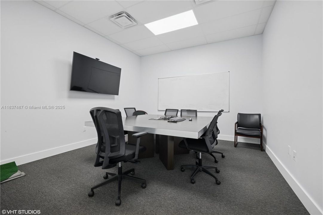 出租: $25 (0 贝兹, 0 浴室, 0 平方英尺)