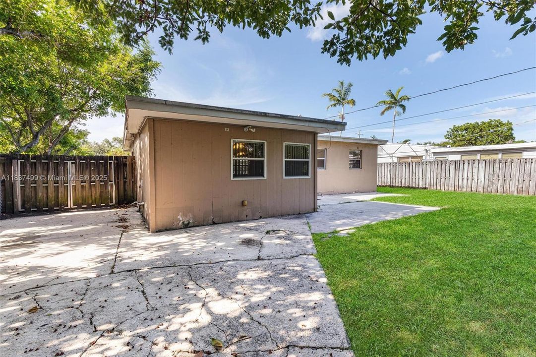 Vendido Recientemente: $396,000 (3 camas, 1 baños, 1043 Pies cuadrados)