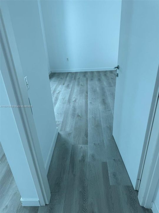 Recently Rented: $3,700 (2 beds, 2 baths, 1017 Square Feet)