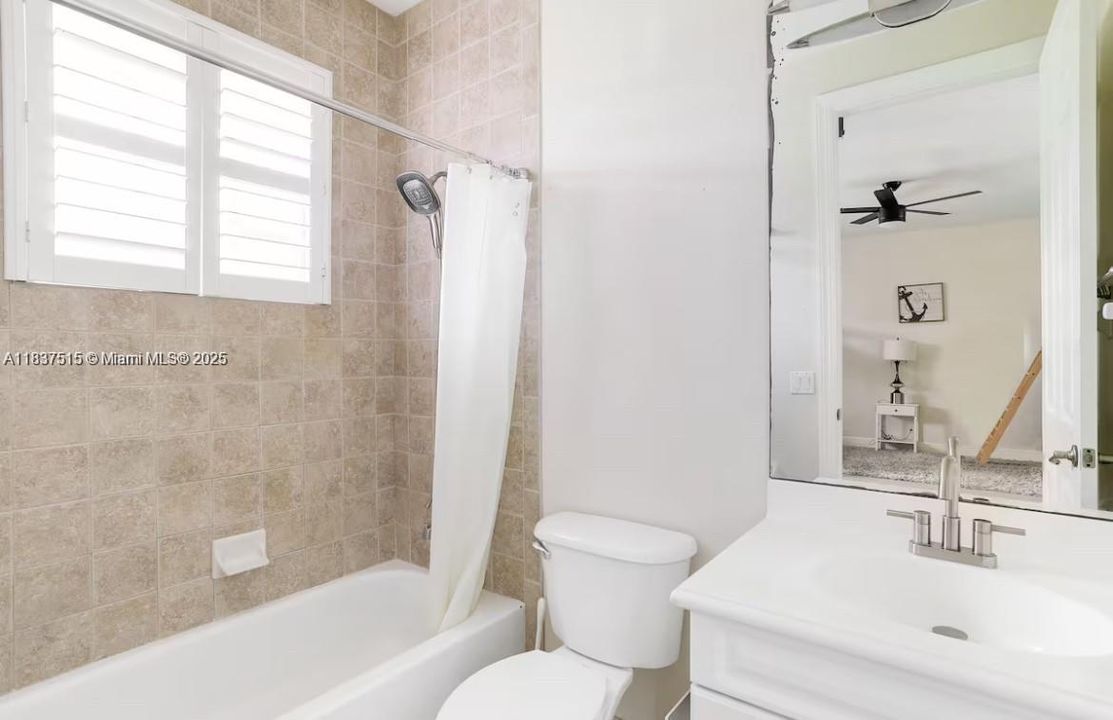 For Rent: $12,500 (5 beds, 4 baths, 5500 Square Feet)