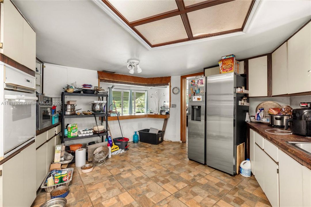 待售: $294,000 (3 贝兹, 2 浴室, 0 平方英尺)