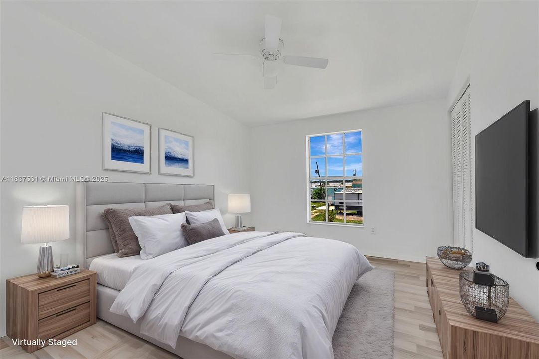 For Sale: $319,000 (3 beds, 2 baths, 2085 Square Feet)