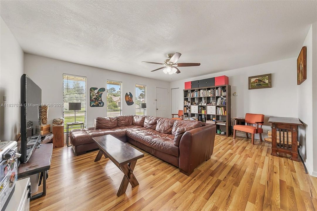 For Sale: $268,000 (3 beds, 2 baths, 0 Square Feet)