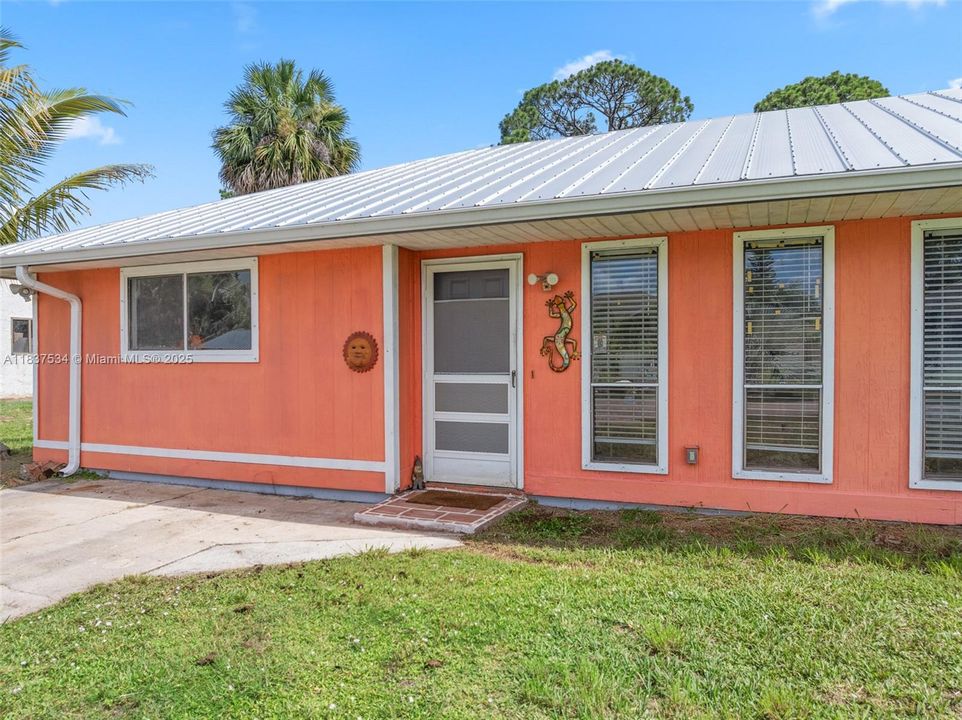 For Sale: $268,000 (3 beds, 2 baths, 0 Square Feet)